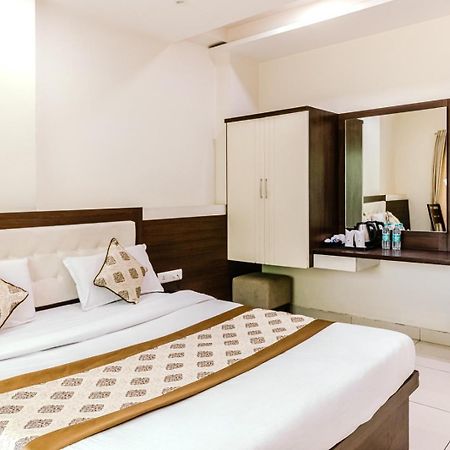 Hotel Fortune Plaza Аджмер Экстерьер фото