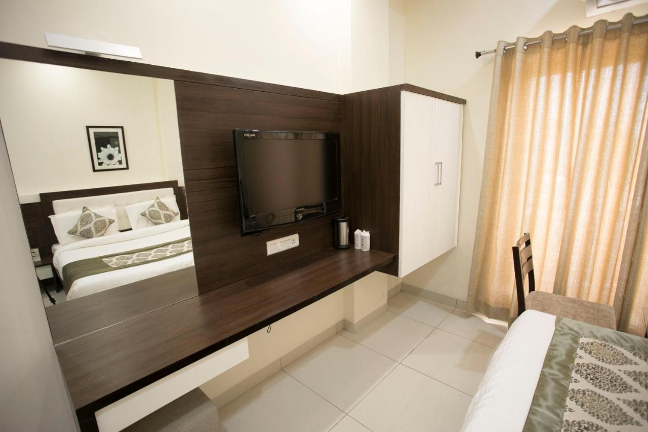 Hotel Fortune Plaza Аджмер Экстерьер фото