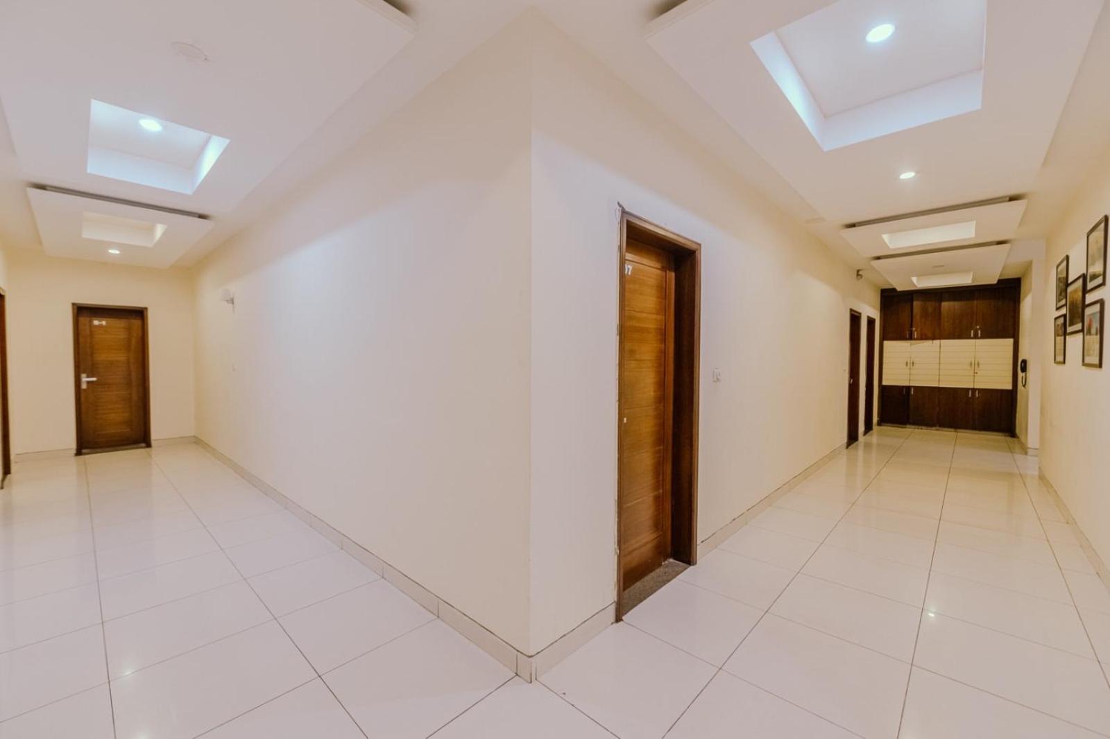 Hotel Fortune Plaza Аджмер Экстерьер фото