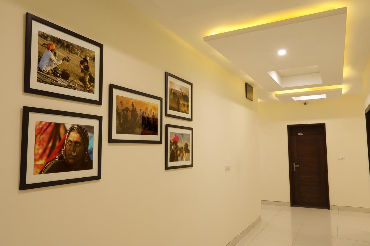 Hotel Fortune Plaza Аджмер Экстерьер фото