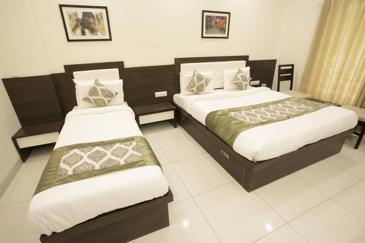 Hotel Fortune Plaza Аджмер Экстерьер фото